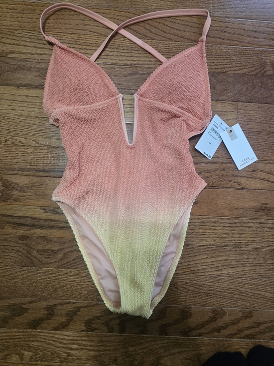 Good American Other - Good American Pink to Yellow Ombre One-Piece Swimsuit